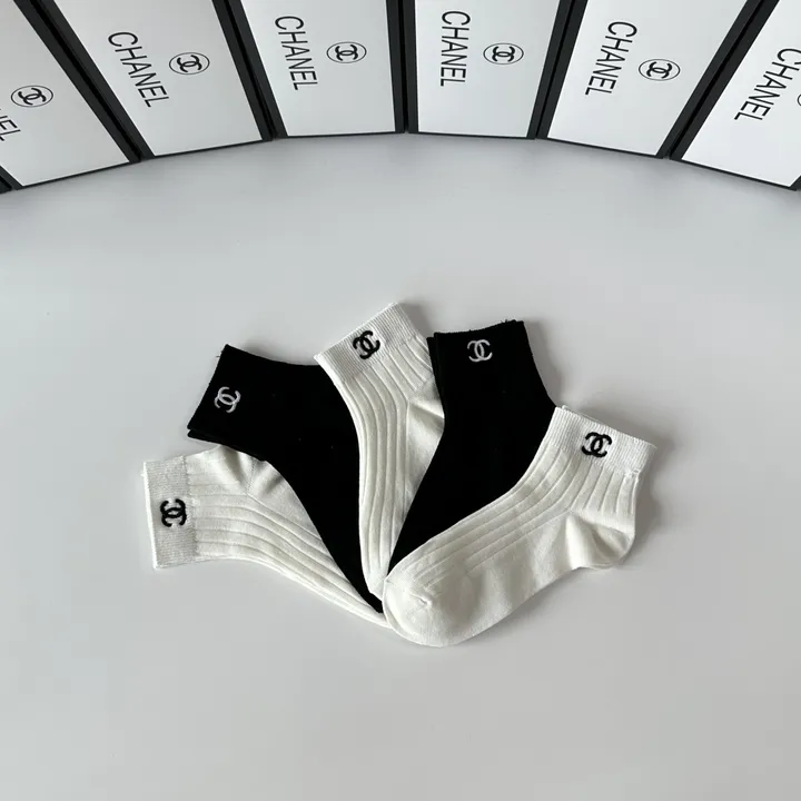 スーパーコピー シャネル 靴下