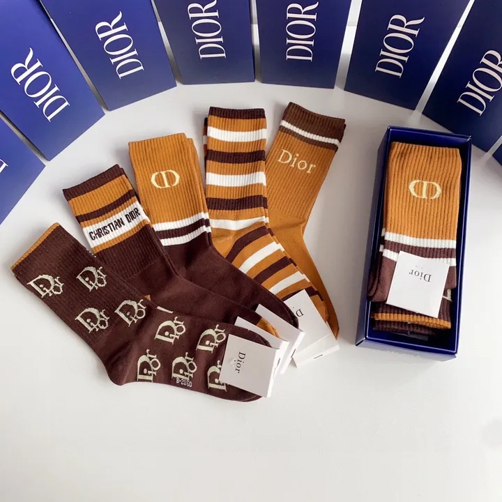 スーパーコピー ディオール 靴下