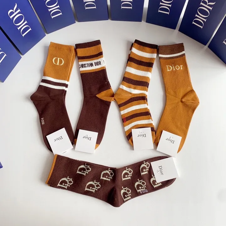 スーパーコピー ディオール 靴下