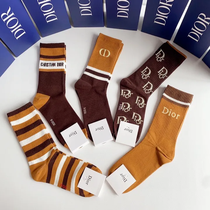 スーパーコピー ディオール 靴下