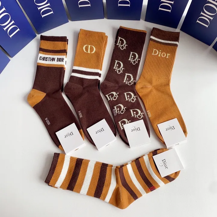 スーパーコピー ディオール 靴下