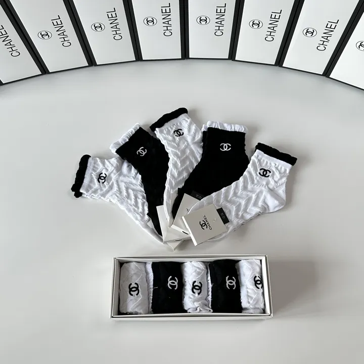 スーパーコピー シャネル 靴下