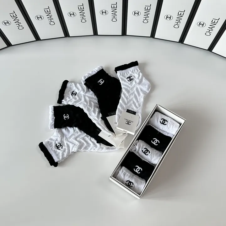 スーパーコピー シャネル 靴下