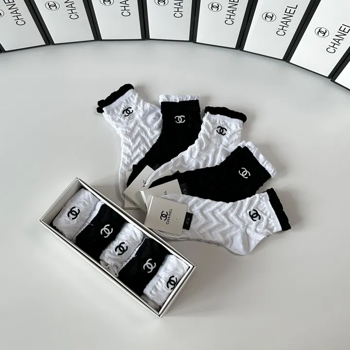 スーパーコピー シャネル 靴下