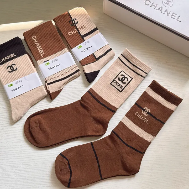 スーパーコピー シャネル 靴下