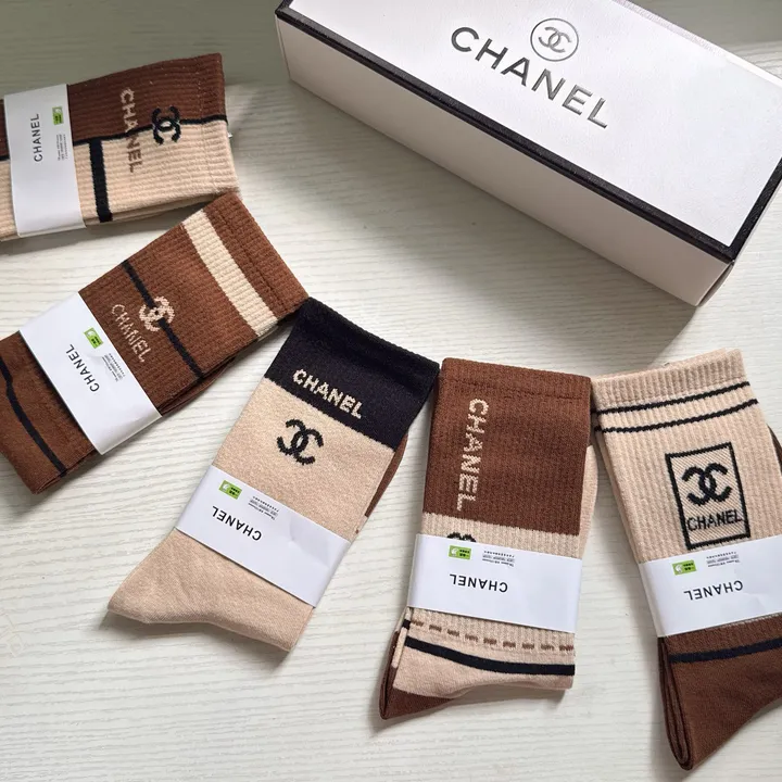 スーパーコピー シャネル 靴下