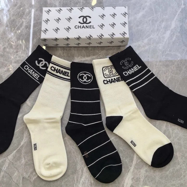 スーパーコピー シャネル 靴下