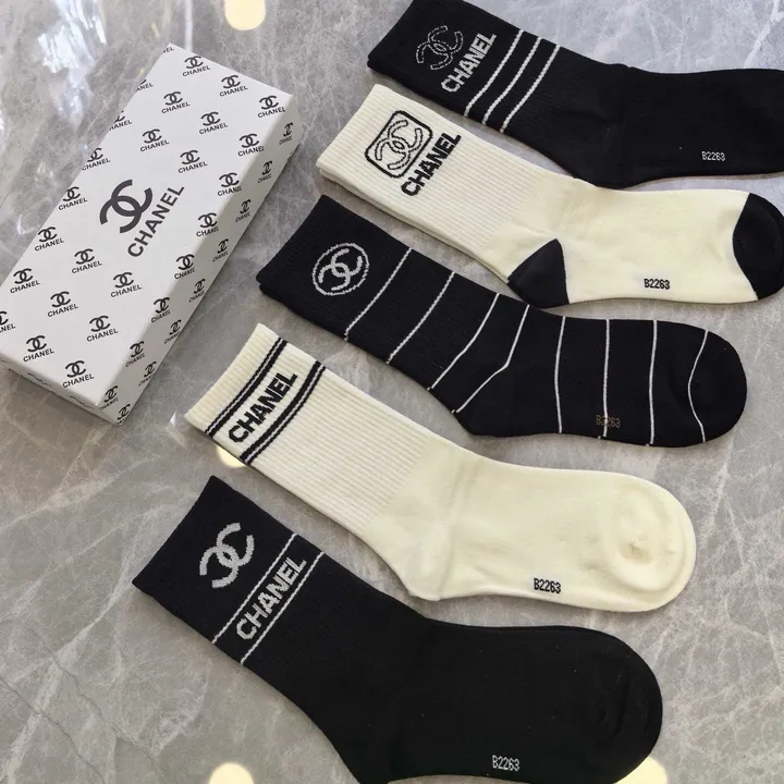 スーパーコピー シャネル 靴下
