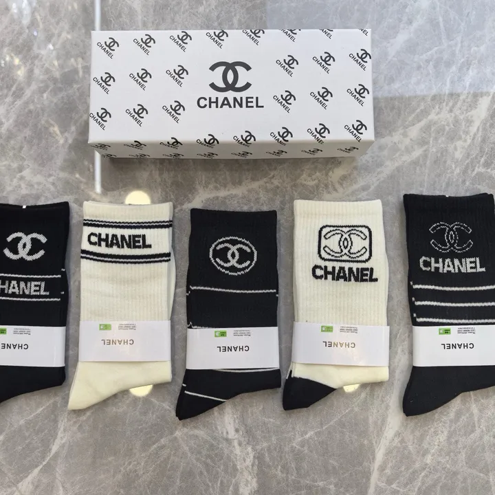 スーパーコピー シャネル 靴下