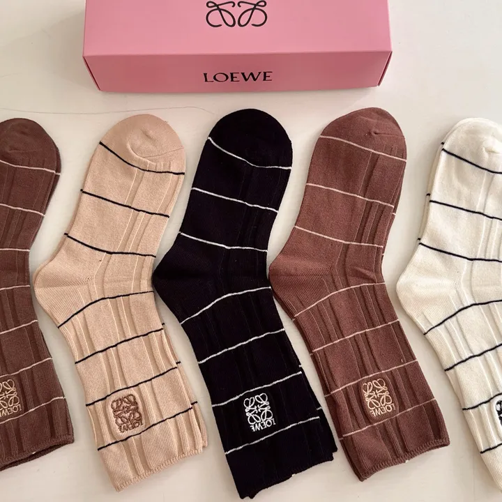 スーパーコピー ロエベ 靴下