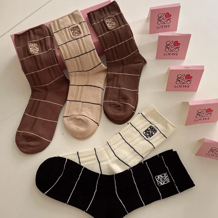 スーパーコピー ロエベ 靴下
