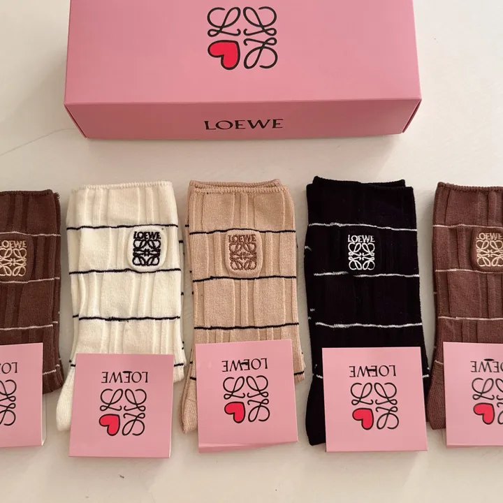 スーパーコピー ロエベ 靴下