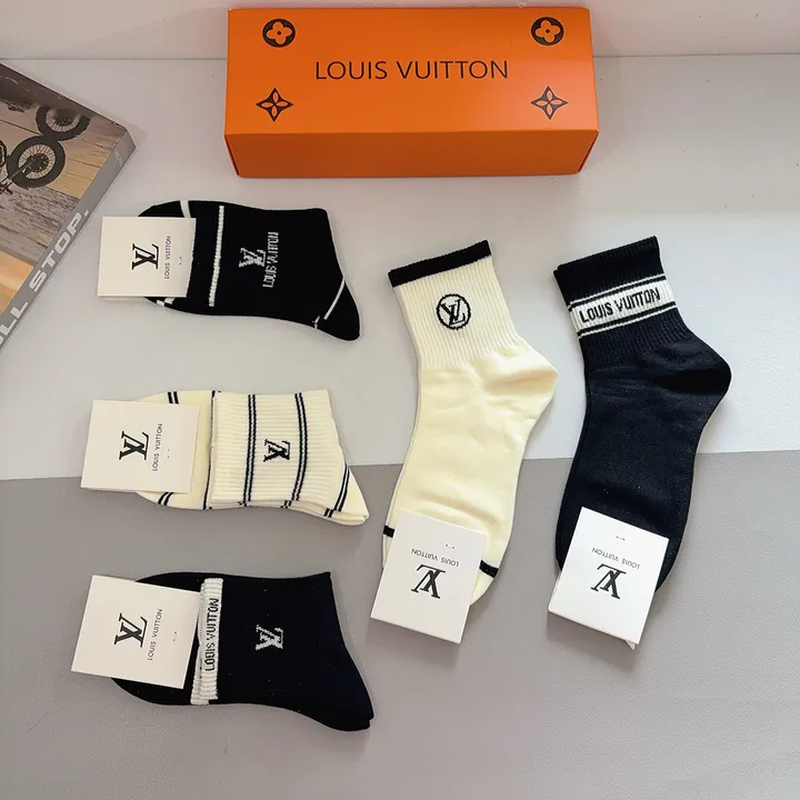 スーパーコピー エルメス 靴下