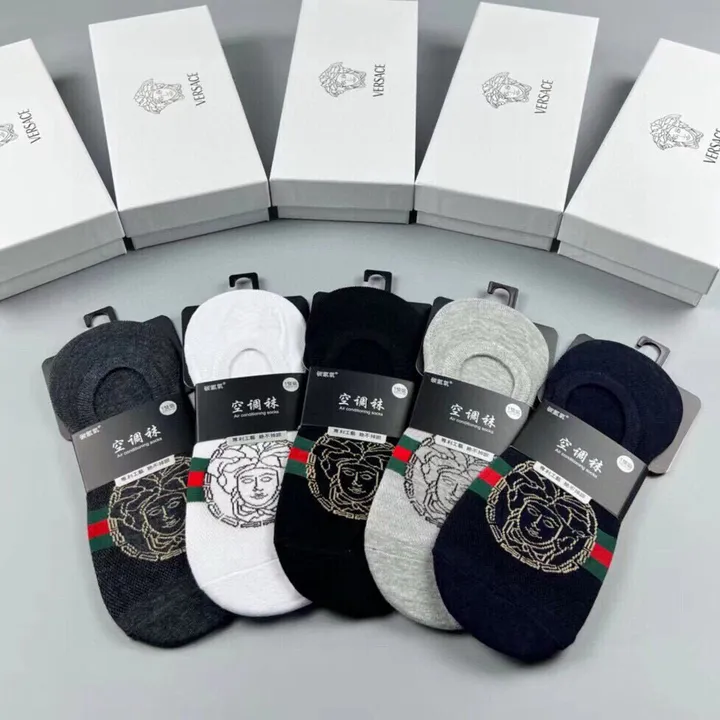 スーパーコピー ヴェルサーチ 靴下