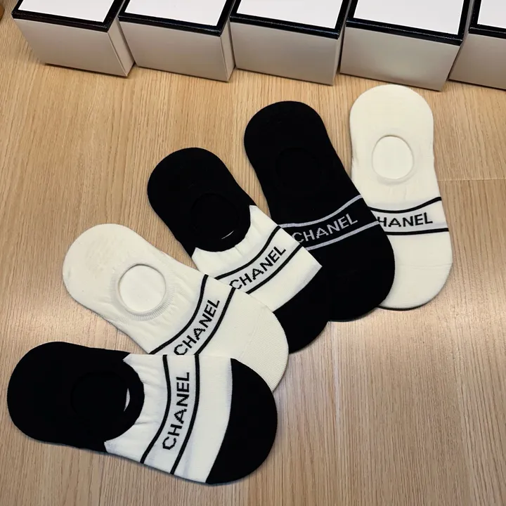 スーパーコピー シャネル 靴下