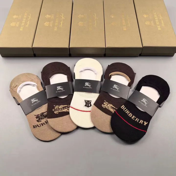 スーパーコピー バーバリー ス 靴下