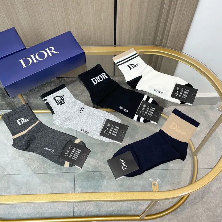 スーパーコピー ディオール 靴下
