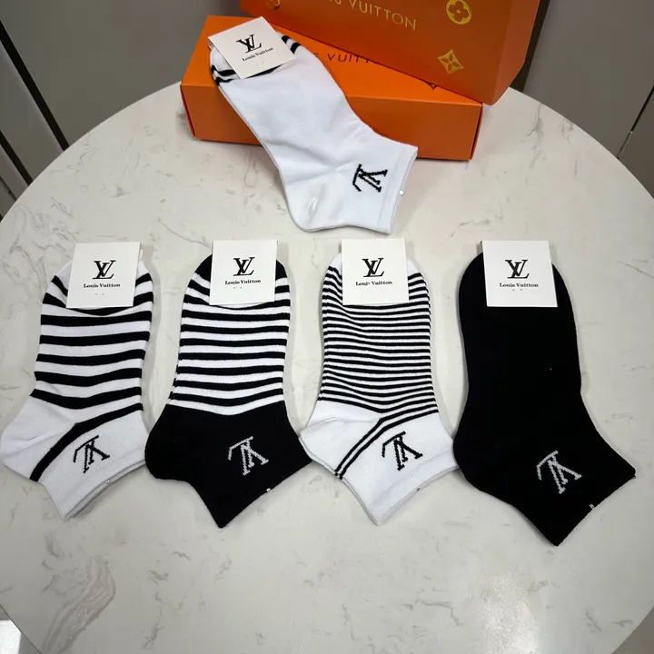 スーパーコピー エルメス 靴下