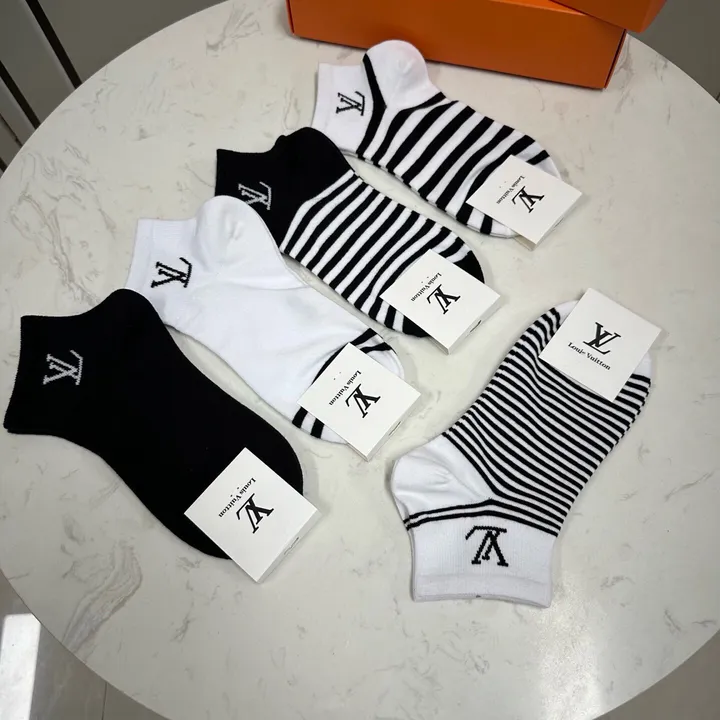 スーパーコピー エルメス 靴下