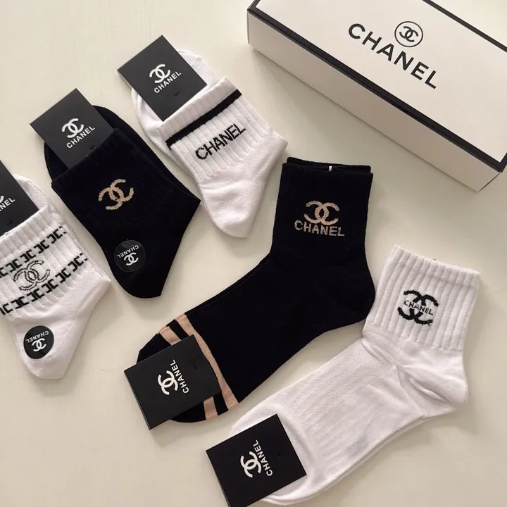 スーパーコピー シャネル 靴下