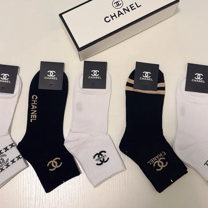 スーパーコピー シャネル 靴下