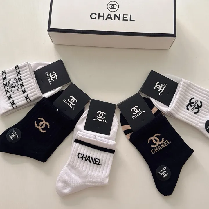スーパーコピー シャネル 靴下