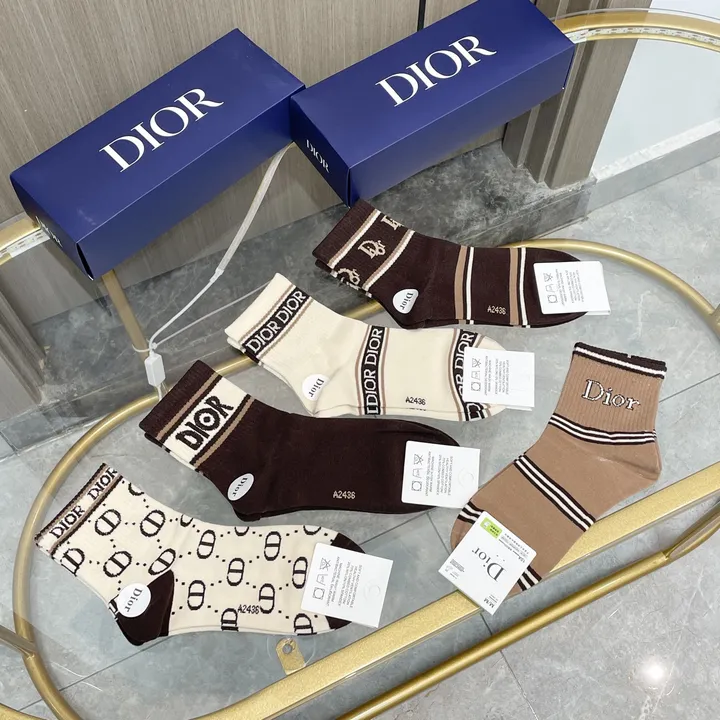 スーパーコピー ディオール 靴下