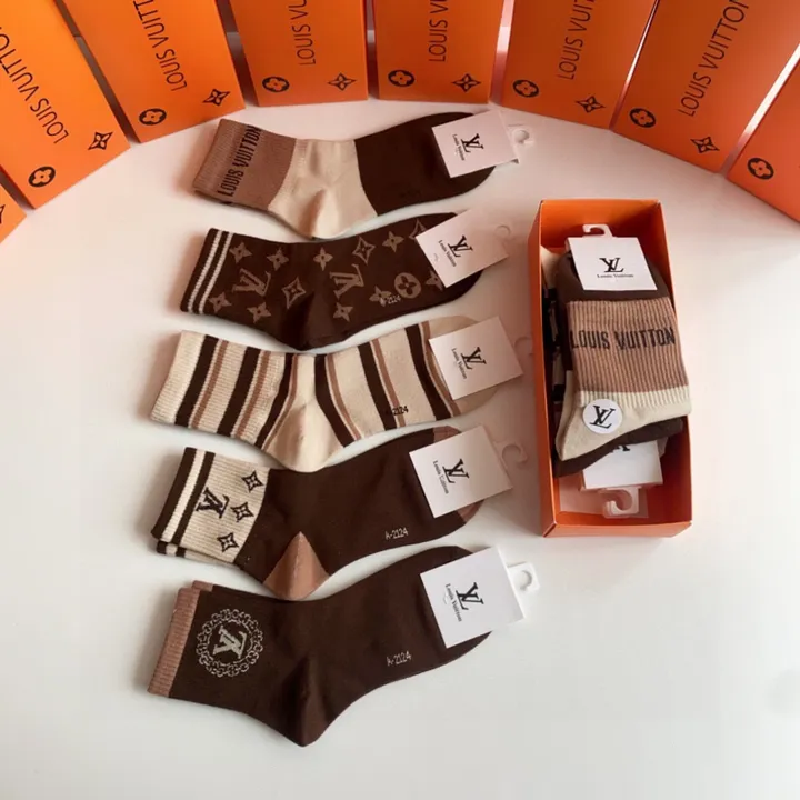 スーパーコピー ヴェルサーチ 靴下