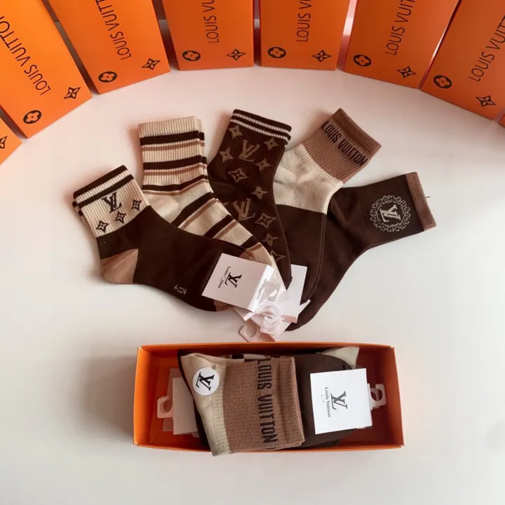 スーパーコピー ヴェルサーチ 靴下