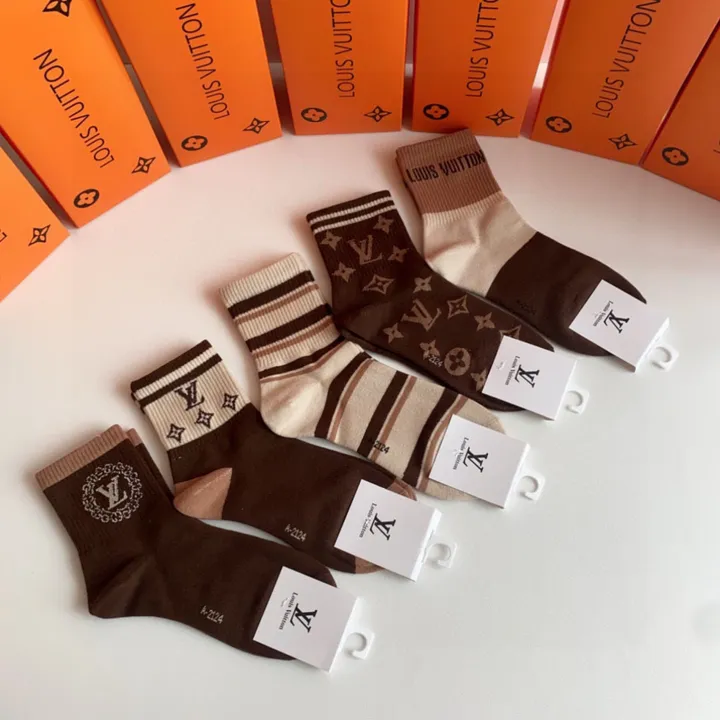 スーパーコピー ヴェルサーチ 靴下