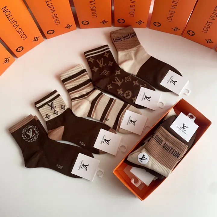 スーパーコピー ヴェルサーチ 靴下