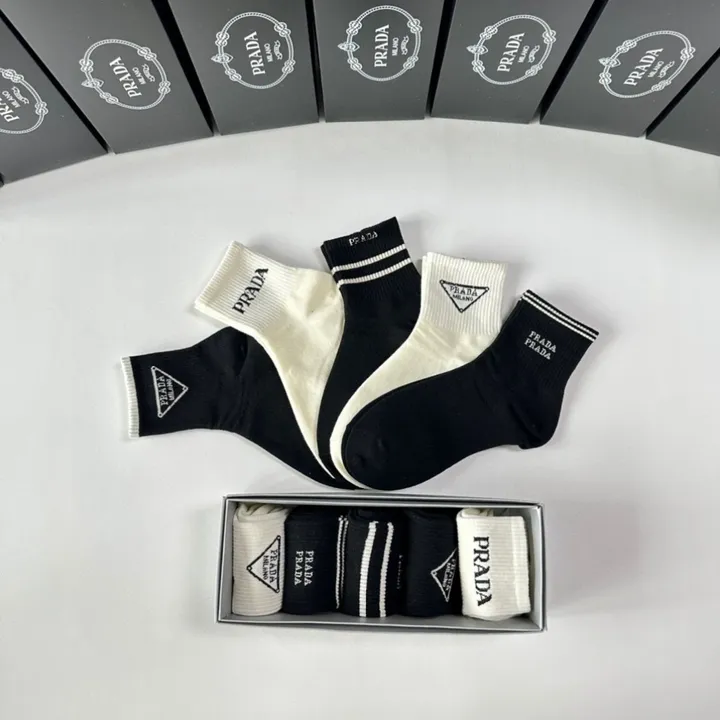 スーパーコピー バレンシアガ 靴下