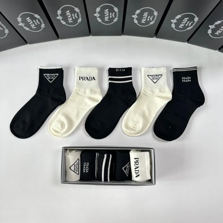 スーパーコピー バレンシアガ 靴下