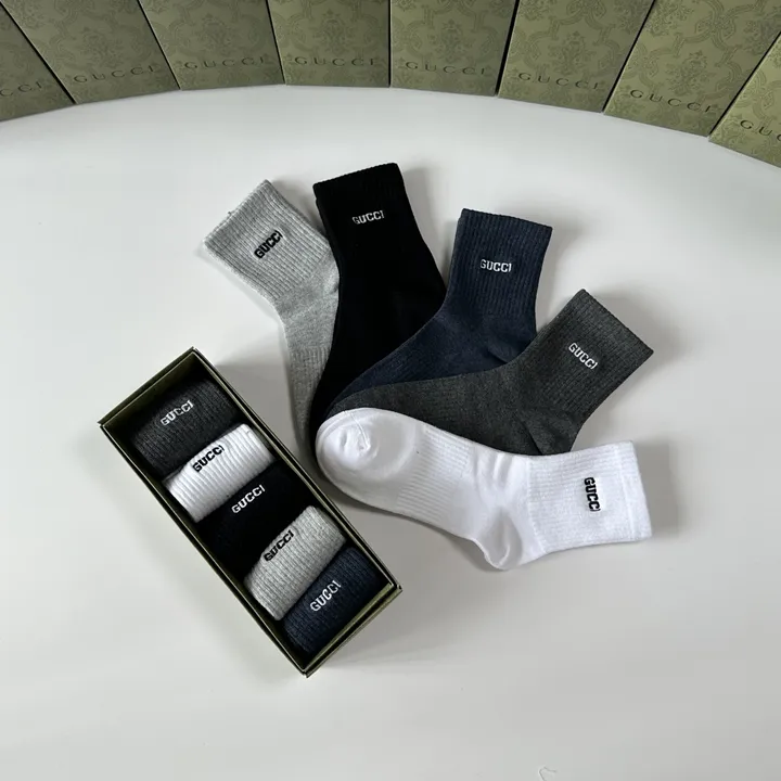 スーパーコピー グッチ 靴下