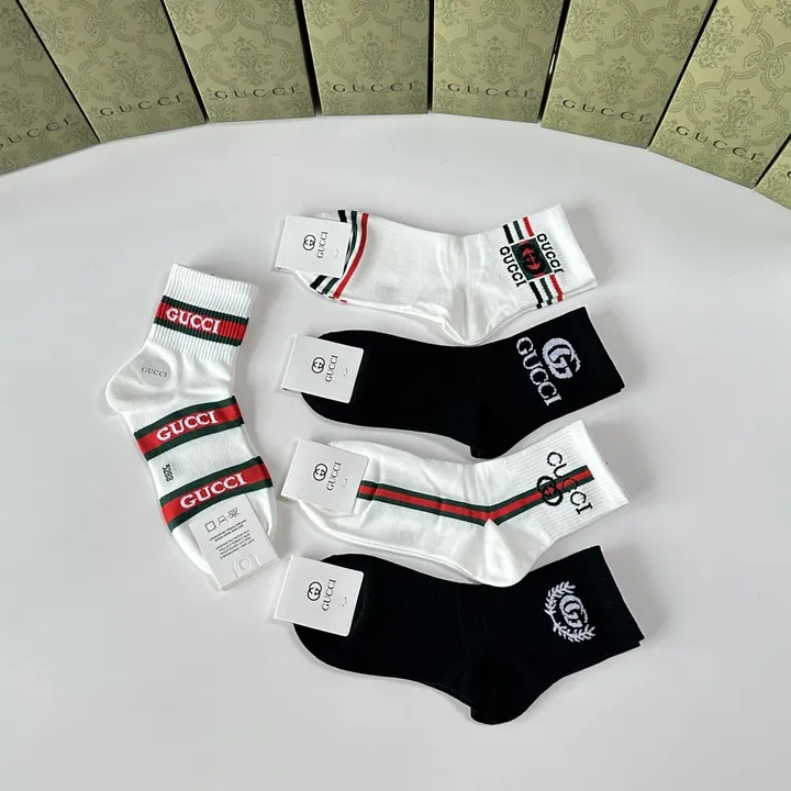 スーパーコピー グッチ 靴下