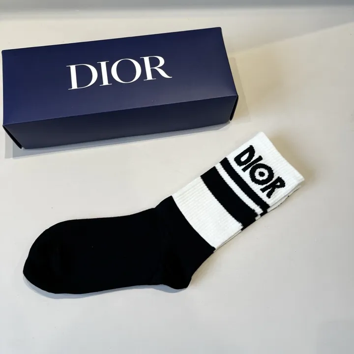 スーパーコピー グッチ 靴下