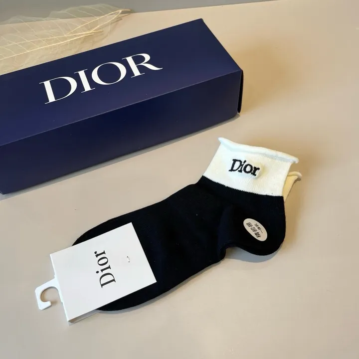 スーパーコピー グッチ 靴下