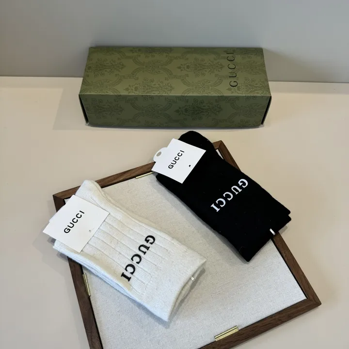 スーパーコピー グッチ 靴下