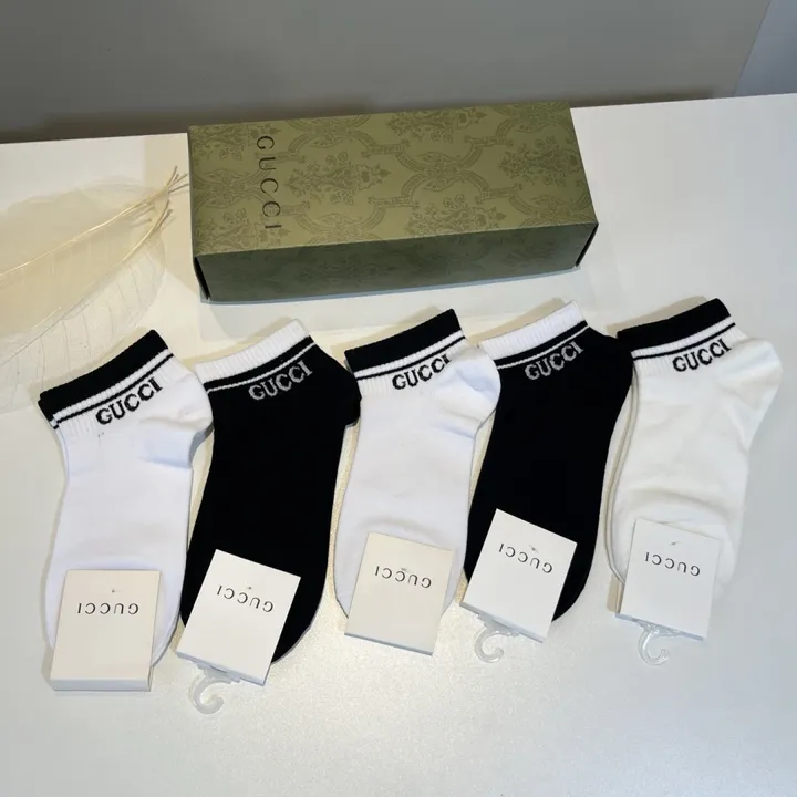 スーパーコピー グッチ 靴下