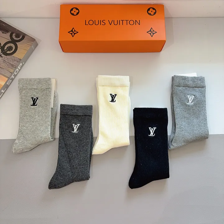 スーパーコピー ルイヴィトン 靴下