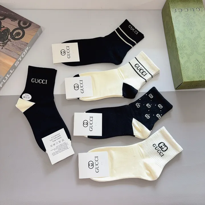 スーパーコピー グッチ 靴下