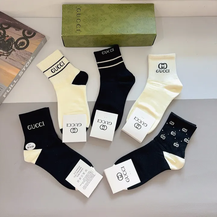 スーパーコピー グッチ 靴下