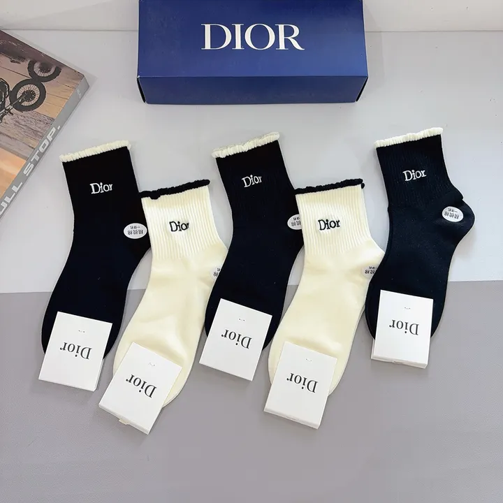 スーパーコピー グッチ 靴下