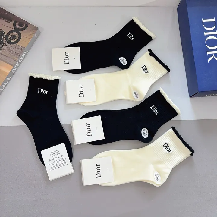 スーパーコピー グッチ 靴下