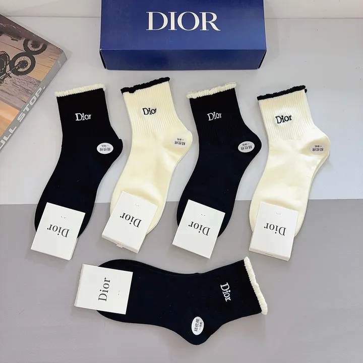 スーパーコピー グッチ 靴下