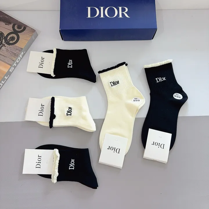 スーパーコピー グッチ 靴下