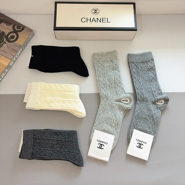 スーパーコピー シャネル 靴下