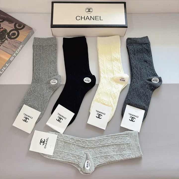 スーパーコピー シャネル 靴下