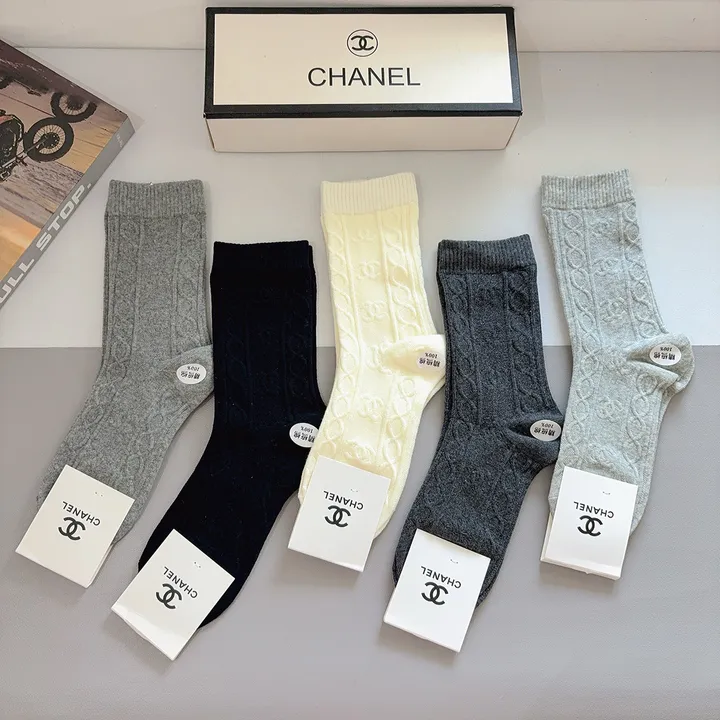 スーパーコピー シャネル 靴下