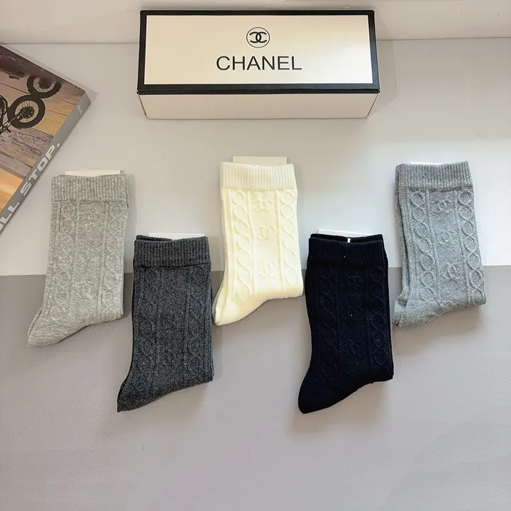 スーパーコピー シャネル 靴下